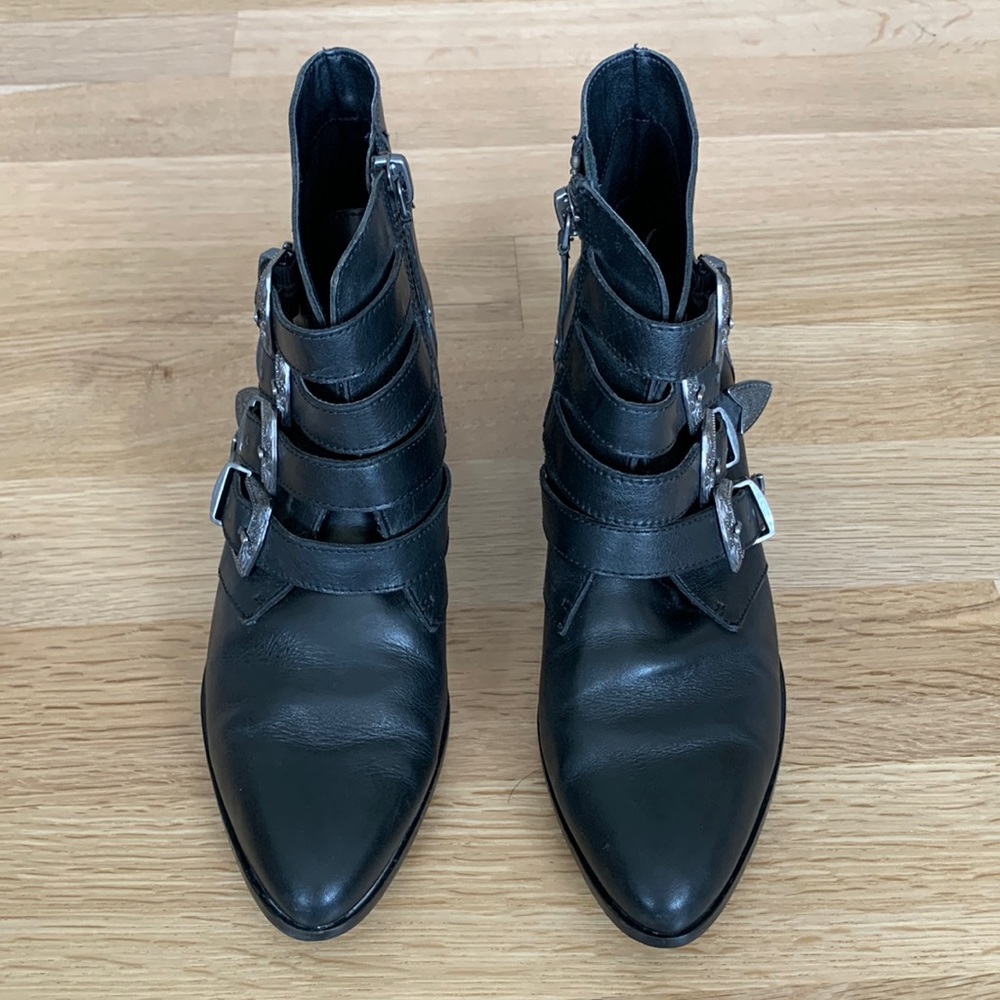 Steve Madden Billey Boots